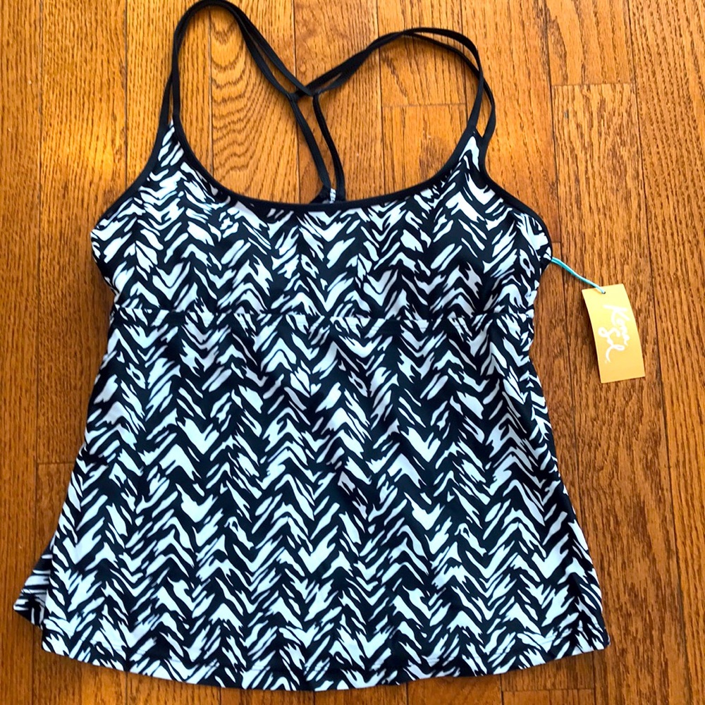 NWT Women’s Tankini Top